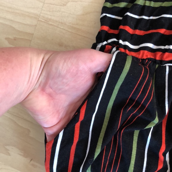 ROMPER with pockets - Picture 9 of 10